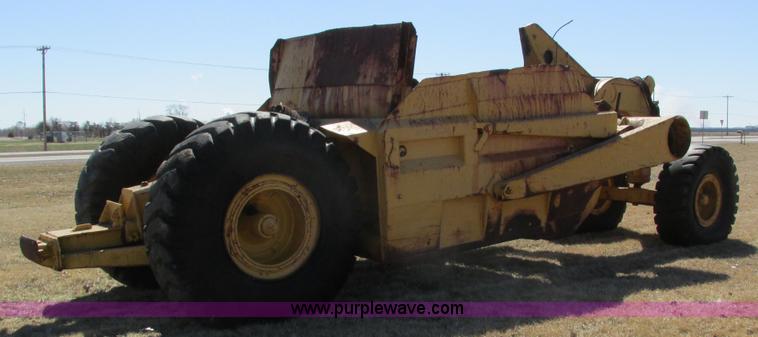 image for item I4012 Caterpillar 80 pull scraper