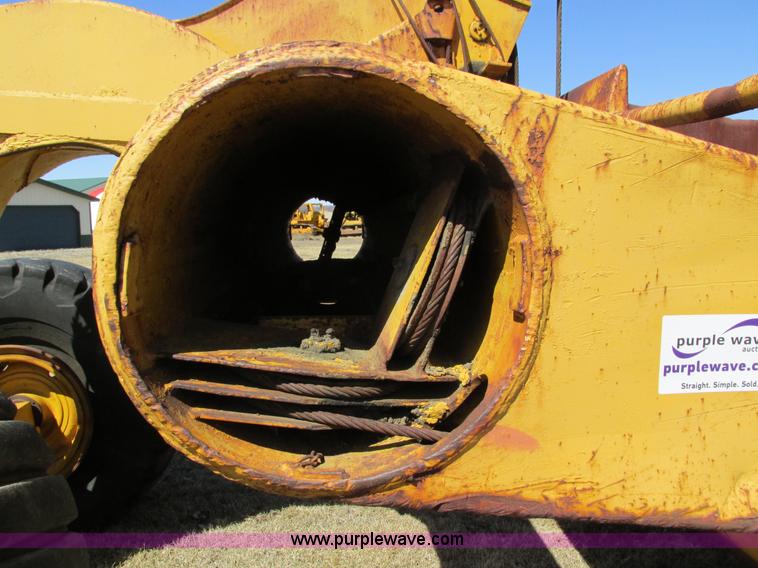 image for item I4012 Caterpillar 80 pull scraper