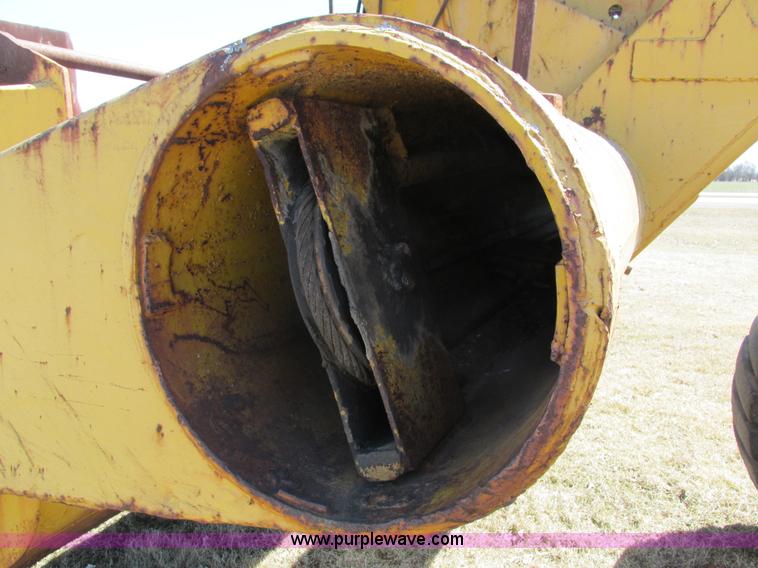 image for item I4012 Caterpillar 80 pull scraper