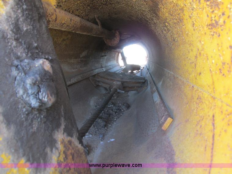 image for item I4012 Caterpillar 80 pull scraper