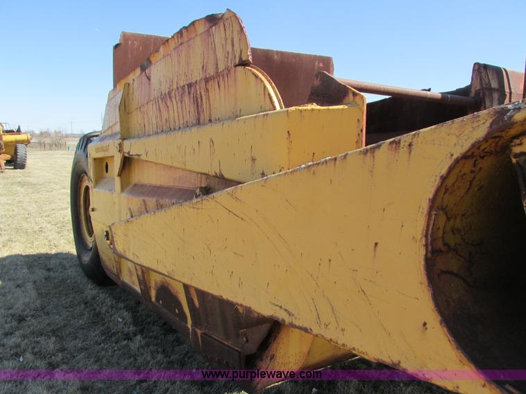 image for item I4012 Caterpillar 80 pull scraper
