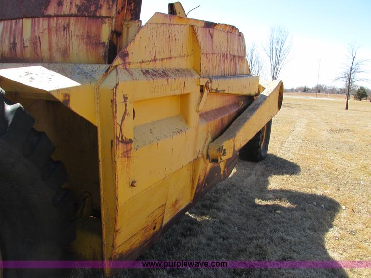 image for item I4012 Caterpillar 80 pull scraper