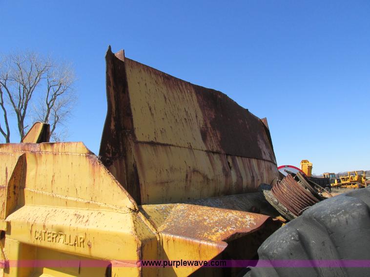 image for item I4012 Caterpillar 80 pull scraper