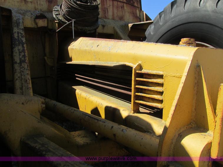 image for item I4012 Caterpillar 80 pull scraper