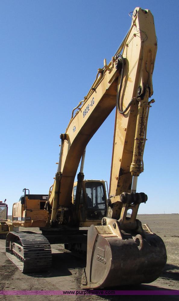 image for item I6527 1997 John Deere 992E-LC excavator