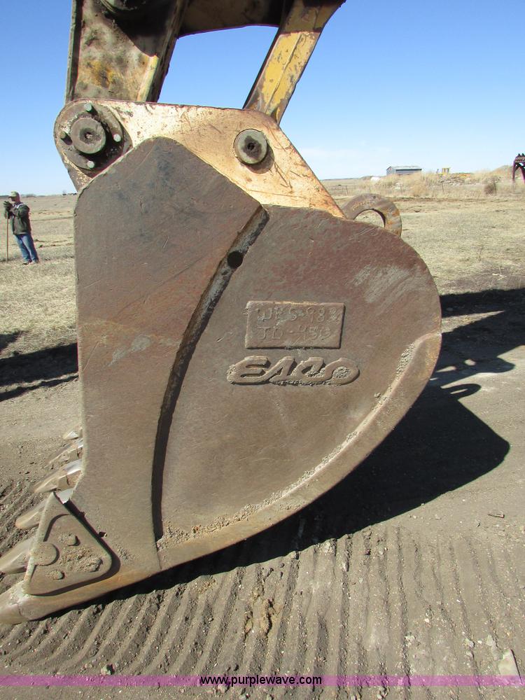 image for item I6527 1997 John Deere 992E-LC excavator