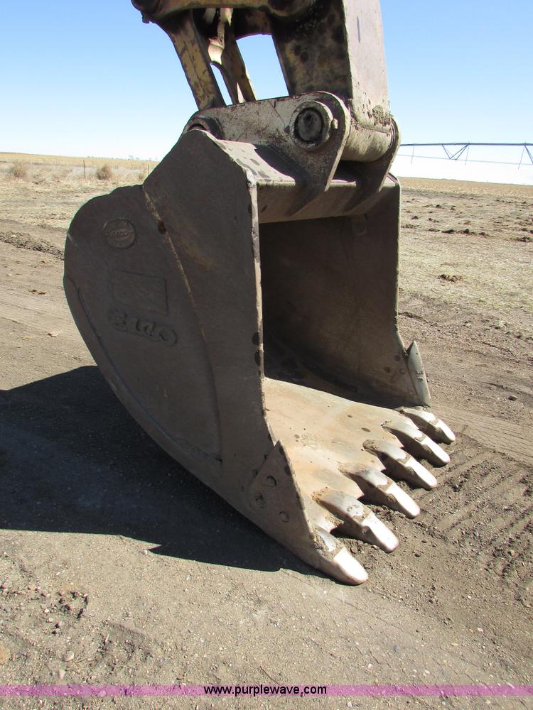 image for item I6527 1997 John Deere 992E-LC excavator