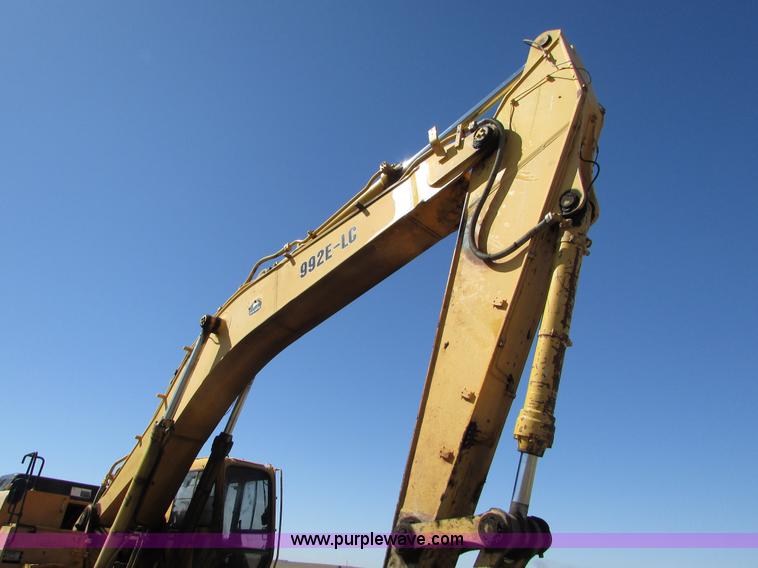 image for item I6527 1997 John Deere 992E-LC excavator