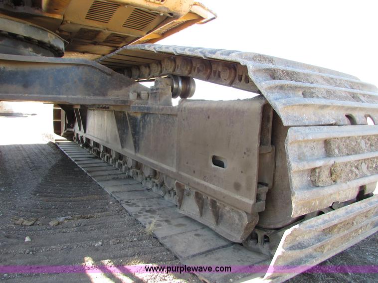 image for item I6527 1997 John Deere 992E-LC excavator