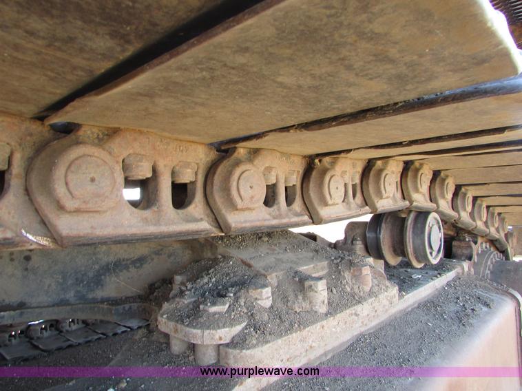 image for item I6527 1997 John Deere 992E-LC excavator