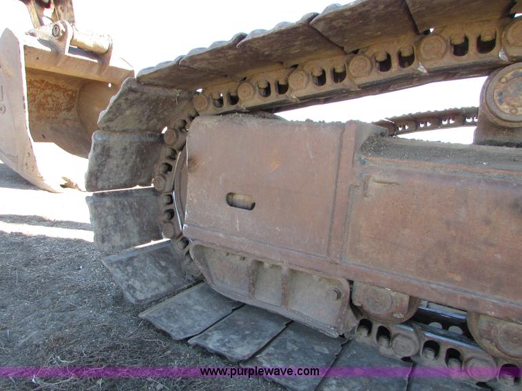 image for item I6527 1997 John Deere 992E-LC excavator