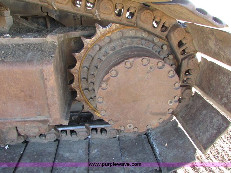 image for item I6527 1997 John Deere 992E-LC excavator