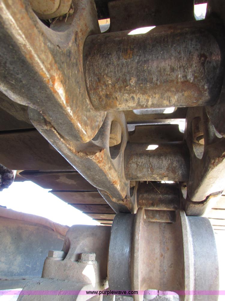 image for item I6527 1997 John Deere 992E-LC excavator