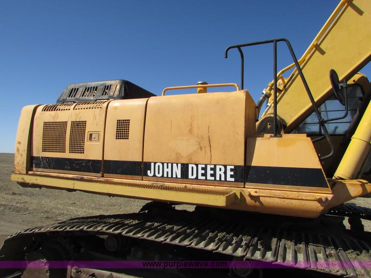 image for item I6527 1997 John Deere 992E-LC excavator