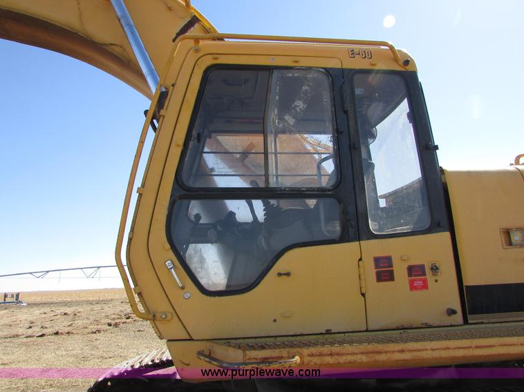 image for item I6527 1997 John Deere 992E-LC excavator