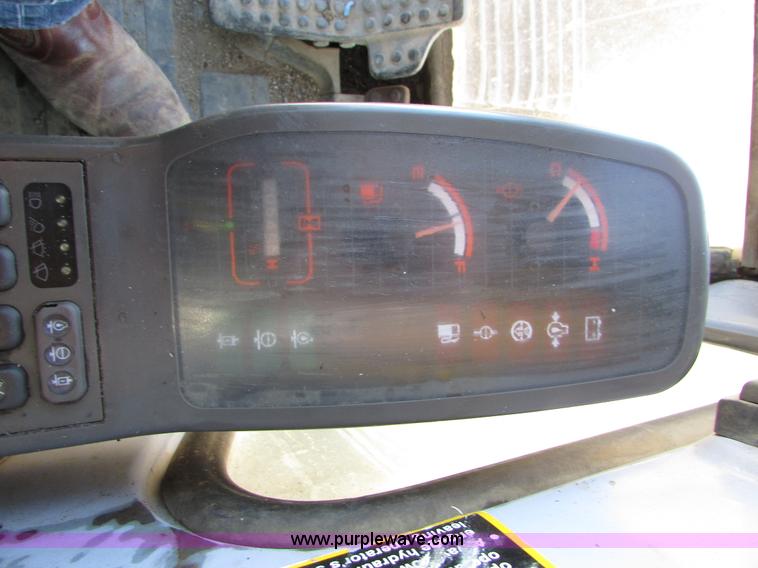 image for item I6527 1997 John Deere 992E-LC excavator