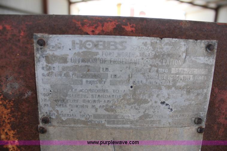 image for item J2251 1978 Hobbs FB6B42ST flatbed trailer