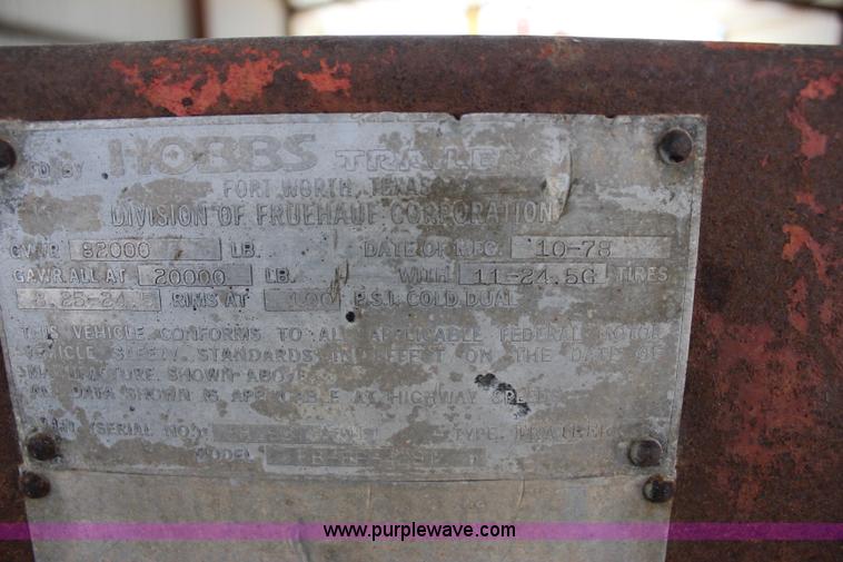 image for item J2251 1978 Hobbs FB6B42ST flatbed trailer