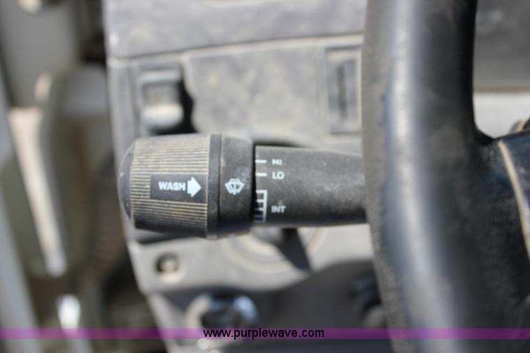 image for item J2253 1999 Sterling A9500 mixer truck