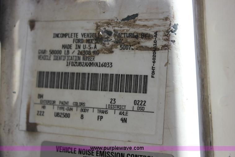 image for item J2254 1991 Ford LT8000 mixer truck