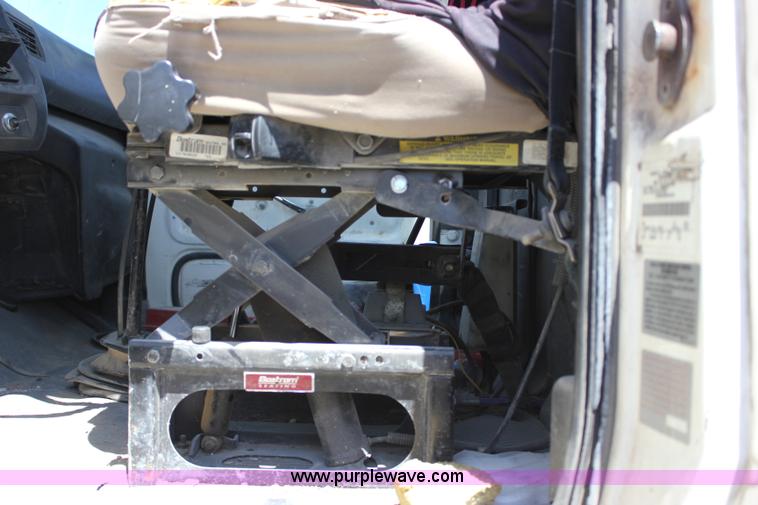 image for item J2254 1991 Ford LT8000 mixer truck