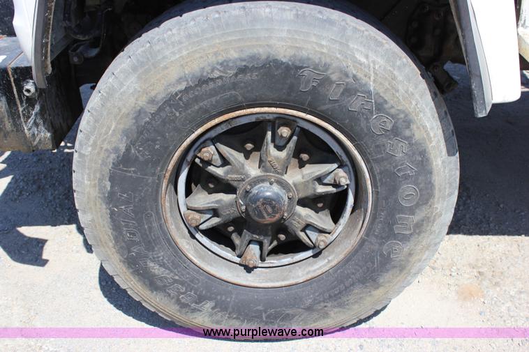 image for item J2254 1991 Ford LT8000 mixer truck