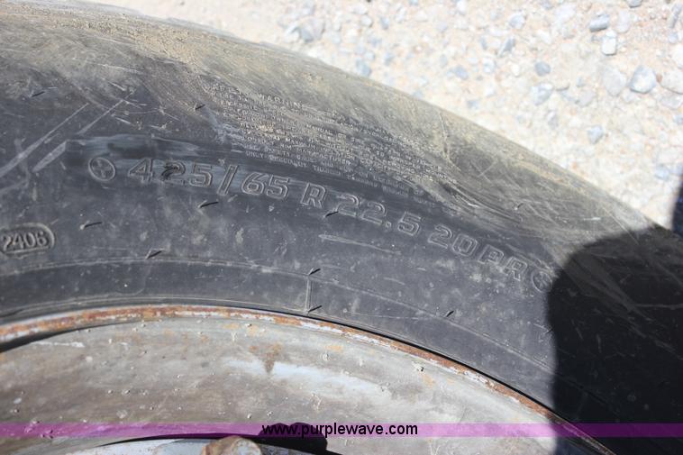 image for item J2254 1991 Ford LT8000 mixer truck