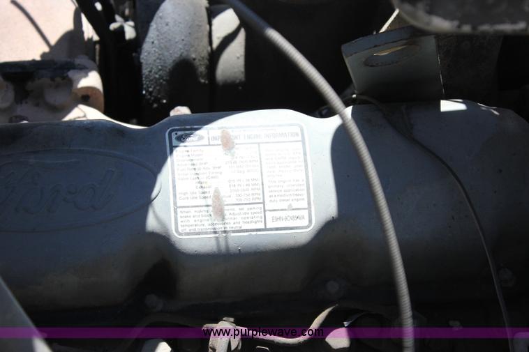 image for item J2254 1991 Ford LT8000 mixer truck