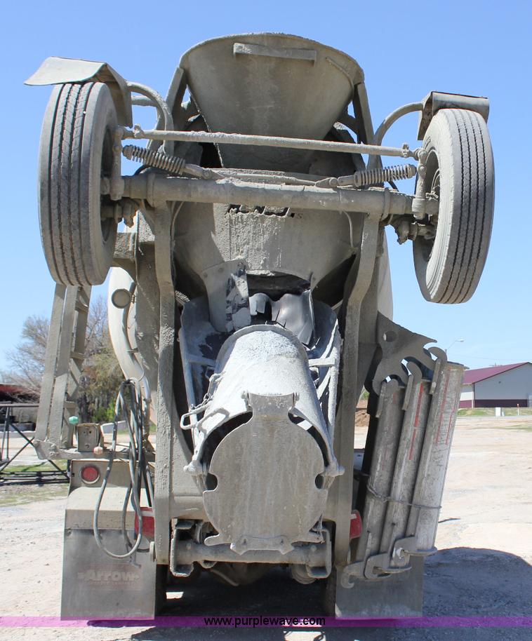 image for item J2255 1990 Peterbilt 357 mixer truck