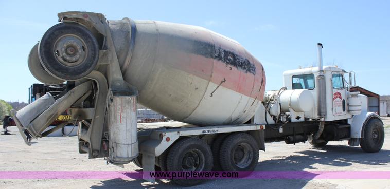 image for item J2255 1990 Peterbilt 357 mixer truck