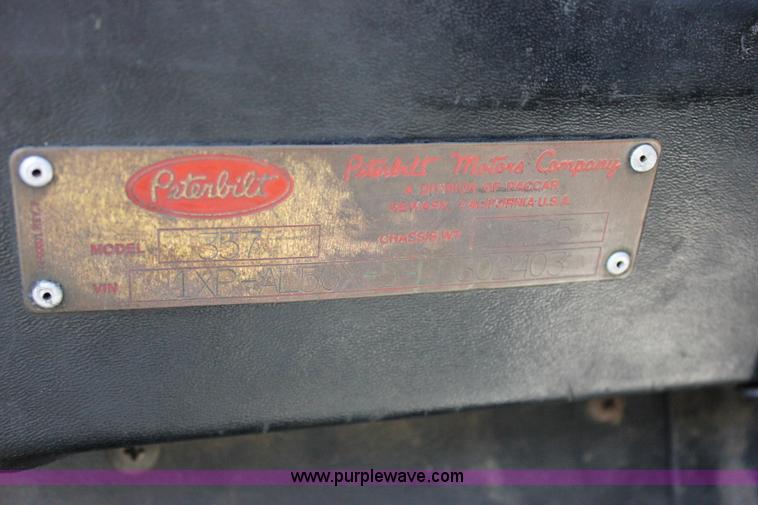 image for item J2255 1990 Peterbilt 357 mixer truck