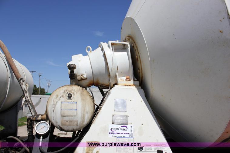 image for item J2255 1990 Peterbilt 357 mixer truck