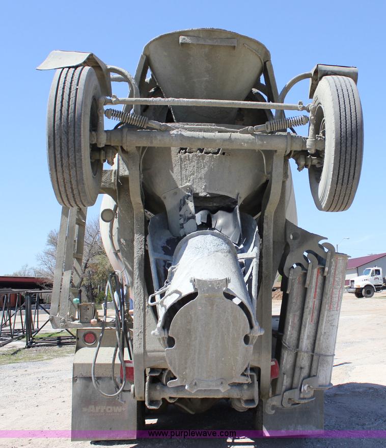 image for item J2255 1990 Peterbilt 357 mixer truck