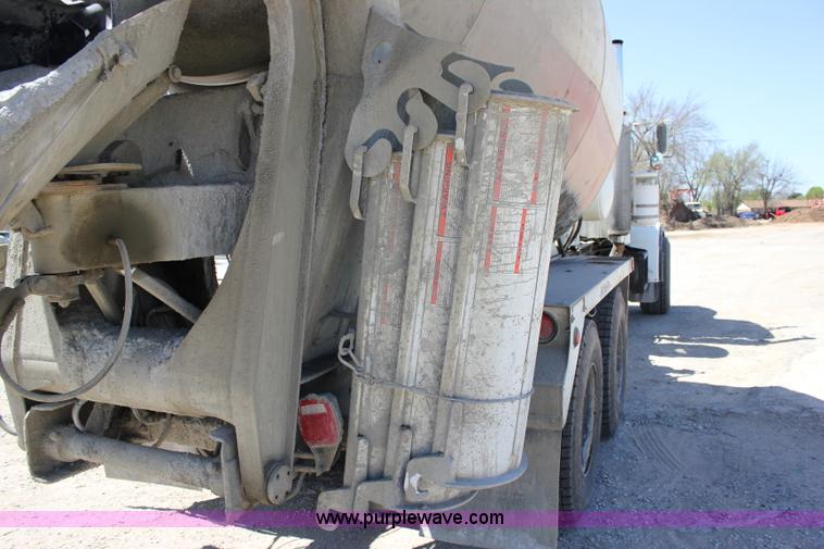 image for item J2255 1990 Peterbilt 357 mixer truck