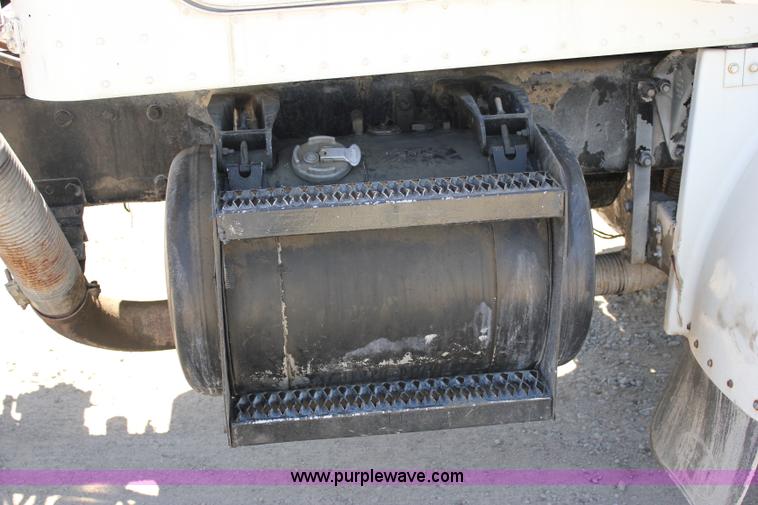 image for item J2255 1990 Peterbilt 357 mixer truck