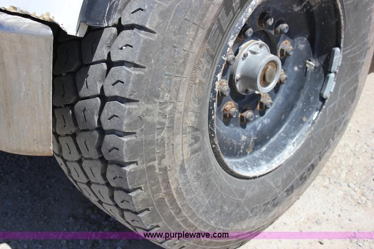 image for item J2255 1990 Peterbilt 357 mixer truck