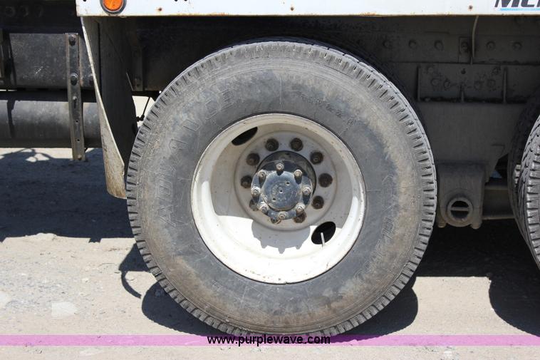 image for item J2255 1990 Peterbilt 357 mixer truck