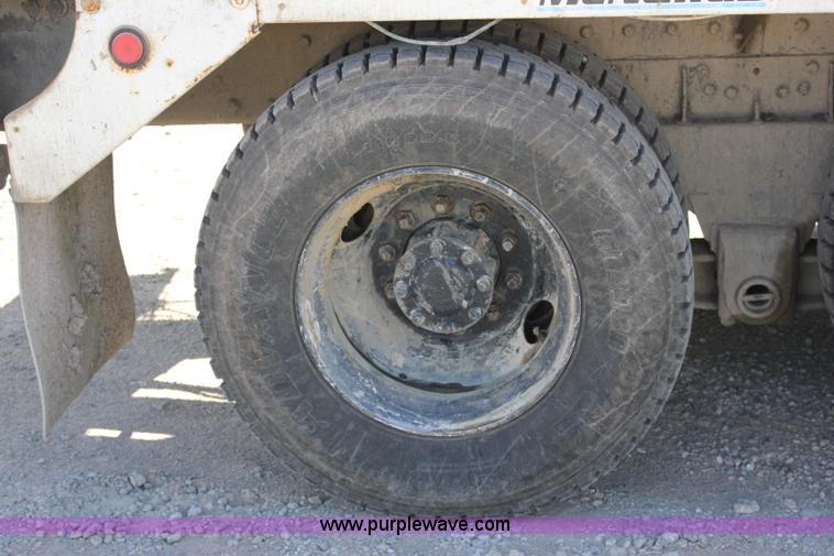 image for item J2255 1990 Peterbilt 357 mixer truck