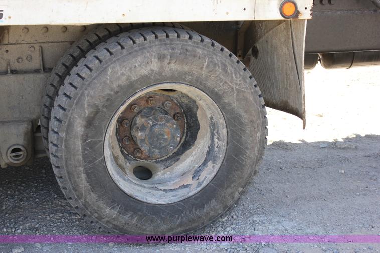 image for item J2255 1990 Peterbilt 357 mixer truck