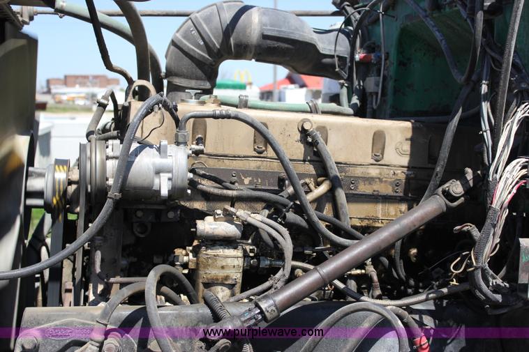 image for item J2255 1990 Peterbilt 357 mixer truck