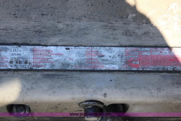 image for item J2255 1990 Peterbilt 357 mixer truck