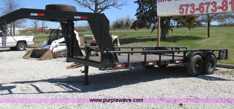 image for item K2081 2013 C&M gooseneck trailer