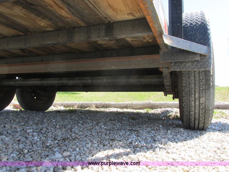 image for item K2081 2013 C&M gooseneck trailer