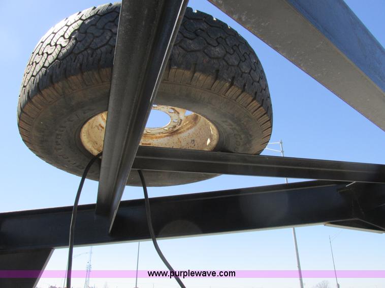 image for item K2081 2013 C&M gooseneck trailer