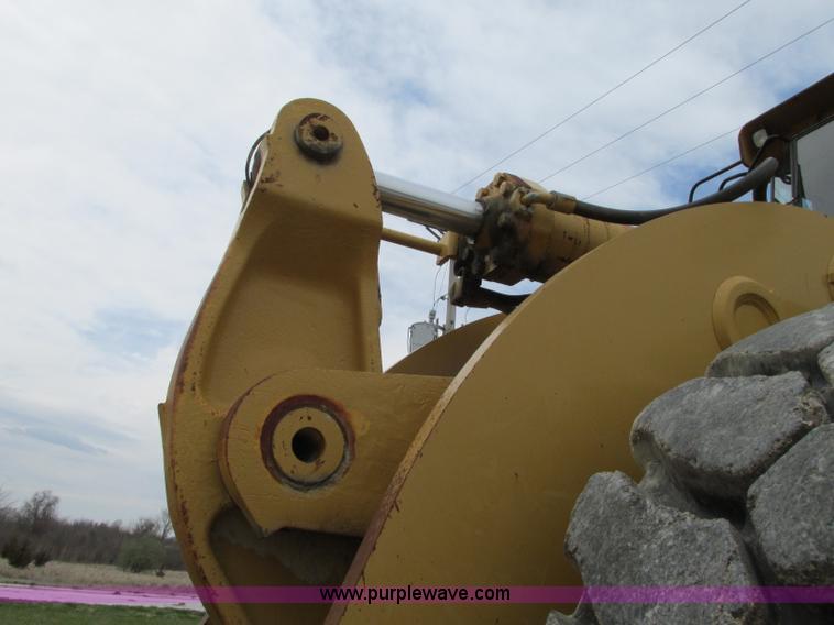 image for item K2087 1994 Caterpillar 990 wheel loader
