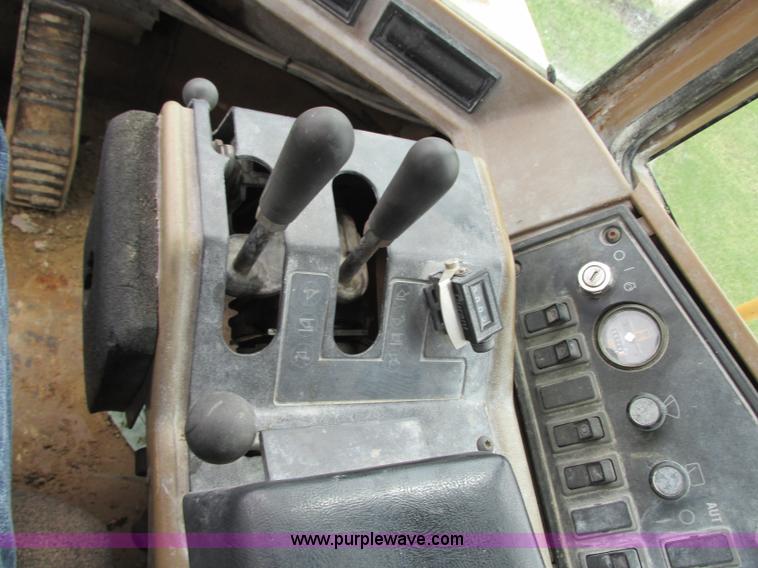 image for item K2087 1994 Caterpillar 990 wheel loader