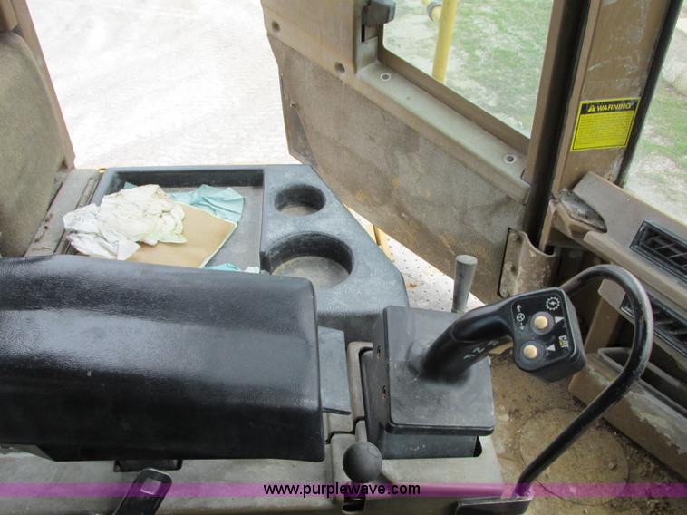image for item K2087 1994 Caterpillar 990 wheel loader