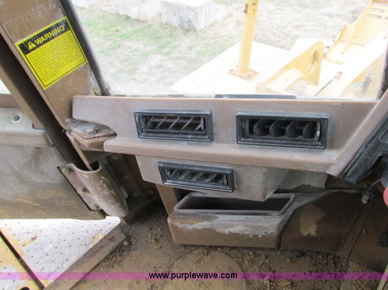 image for item K2087 1994 Caterpillar 990 wheel loader