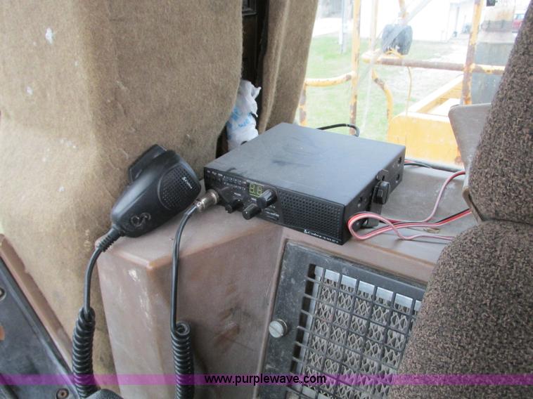 image for item K2087 1994 Caterpillar 990 wheel loader