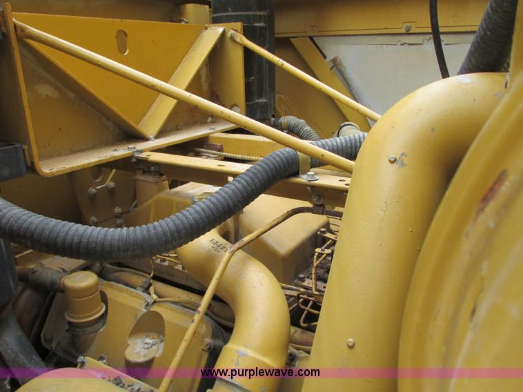 image for item K2087 1994 Caterpillar 990 wheel loader